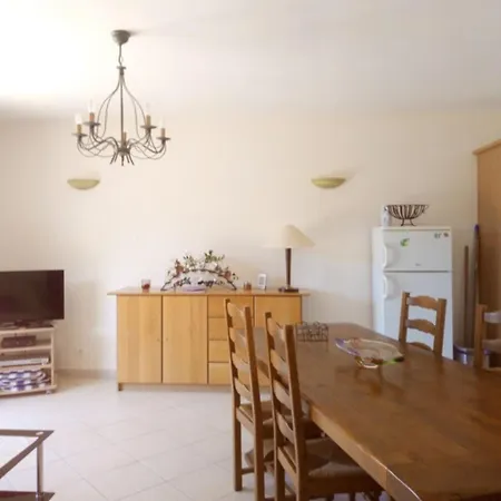 Maison Individuelle Pres D'une Calanque Дом отдыха
